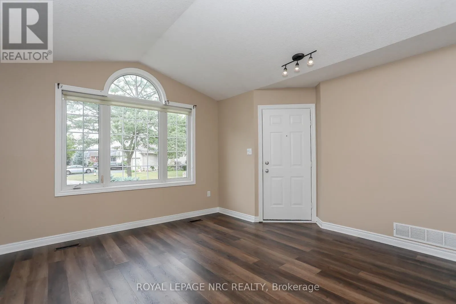 11 GOLDENROD COURT
