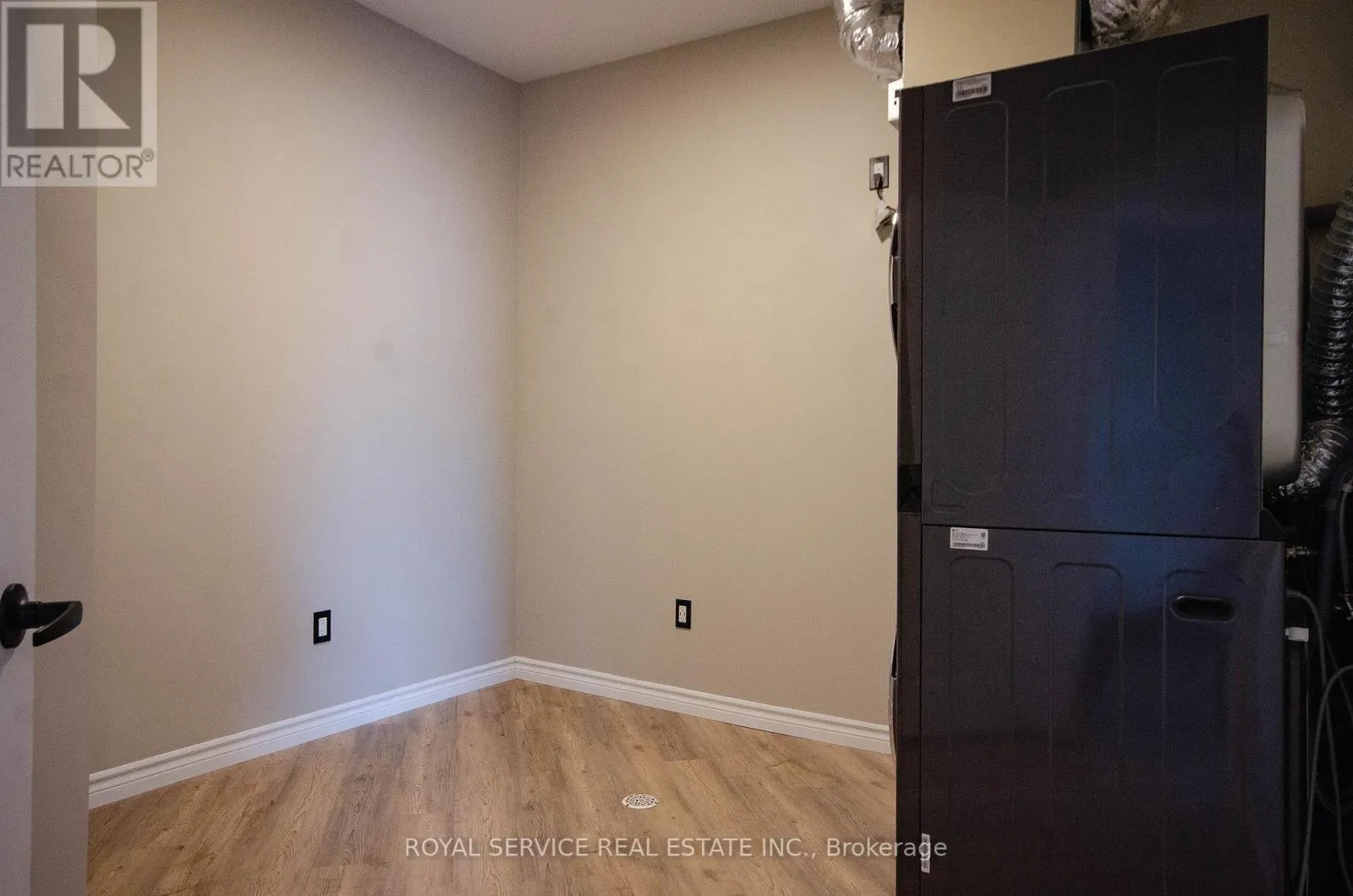501 - 300 CROFT STREET, #501