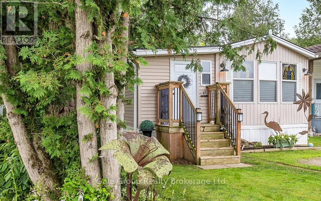 87 - 495856 10TH LINE, #87