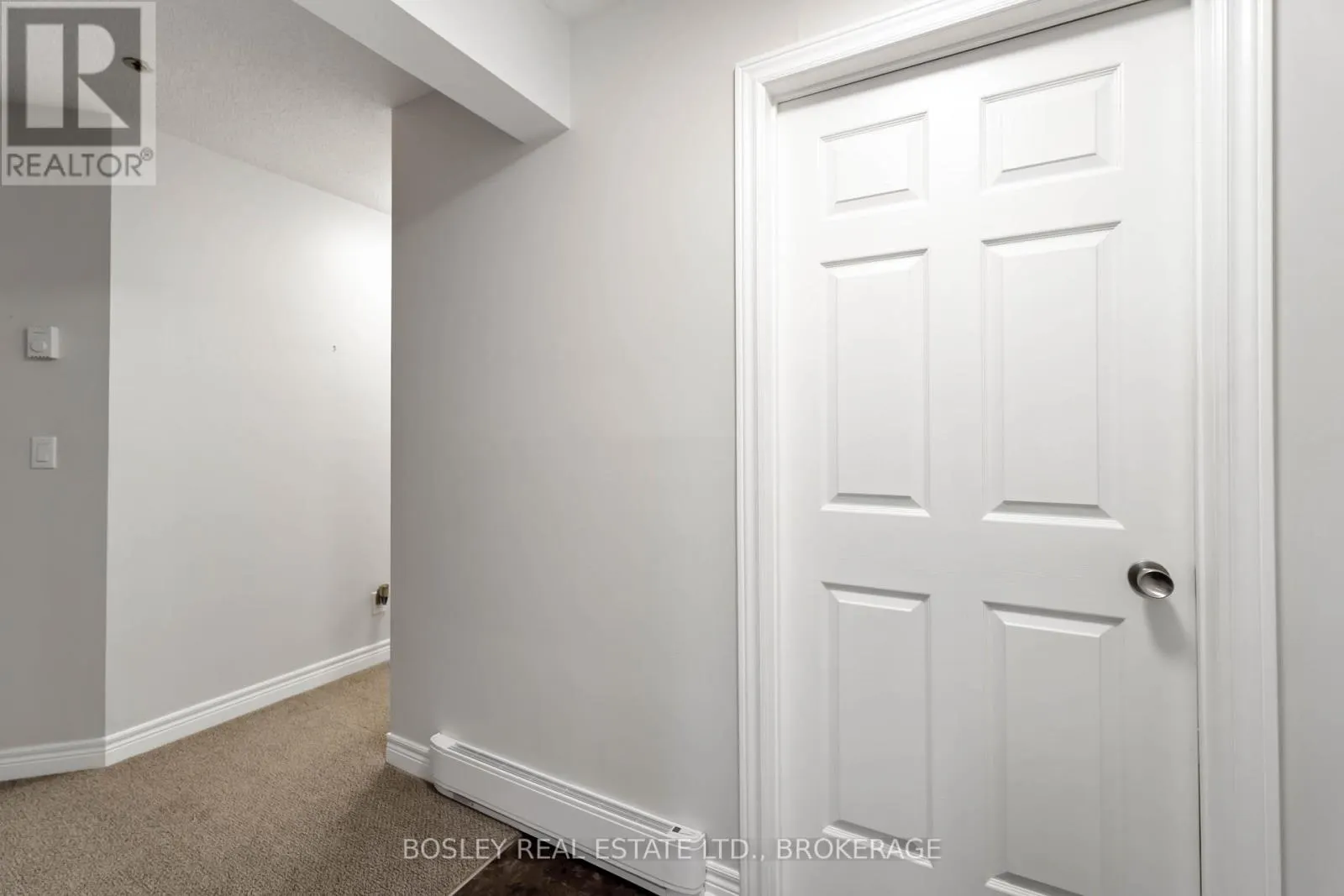 206 - 6 NIAGARA STREET, #206