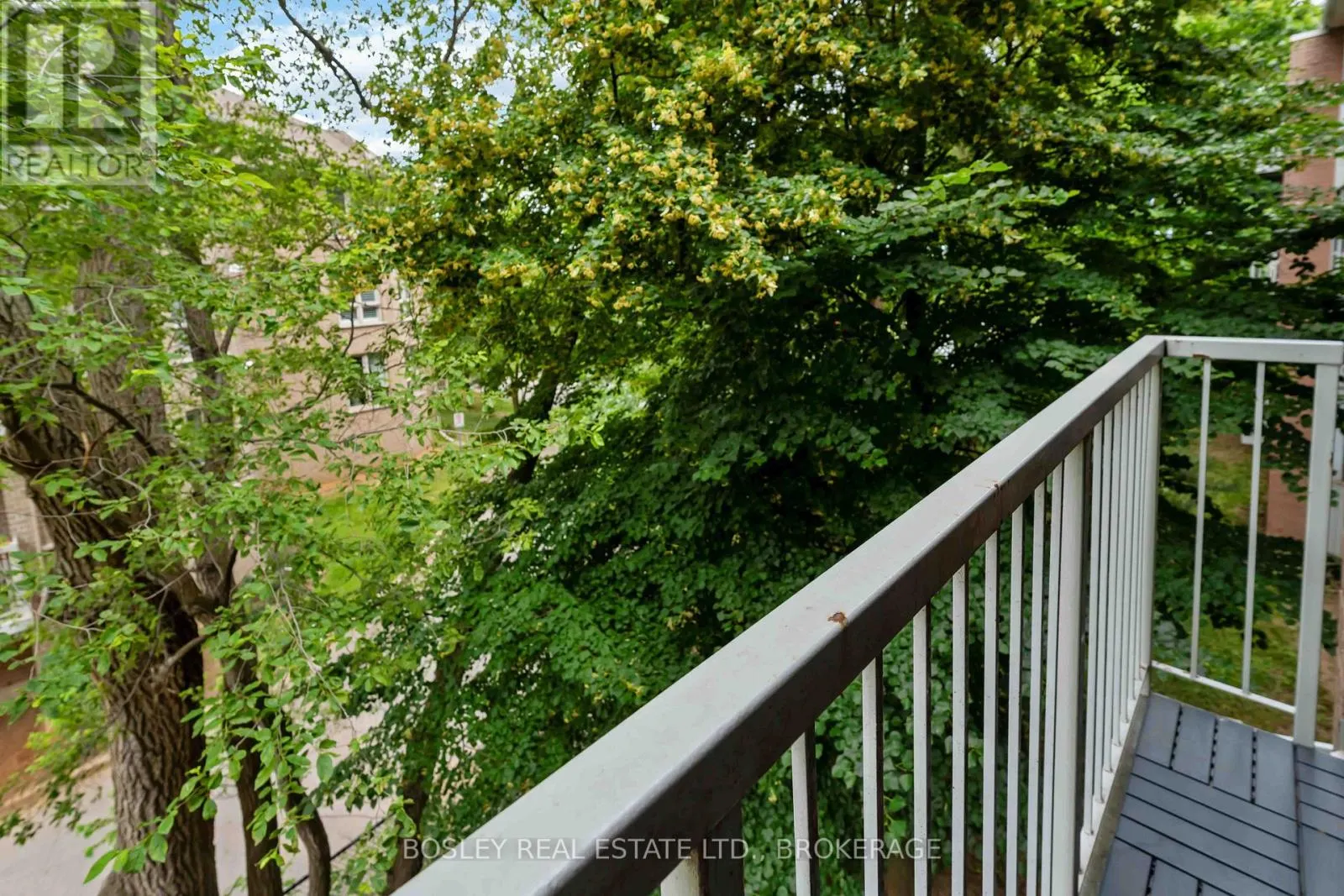 206 - 6 NIAGARA STREET, #206