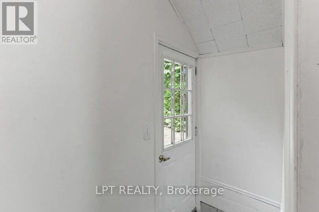 117 SECOND AVENUE N