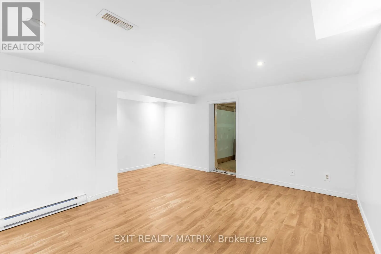 499 SMERDON STREET