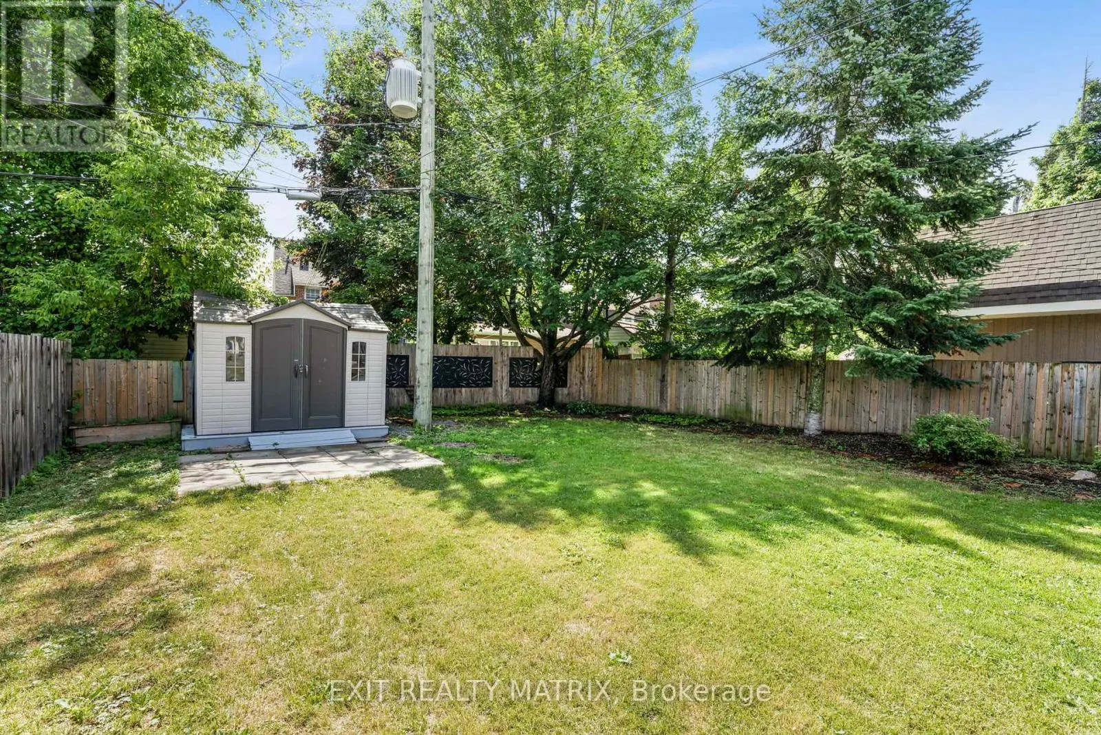 499 SMERDON STREET