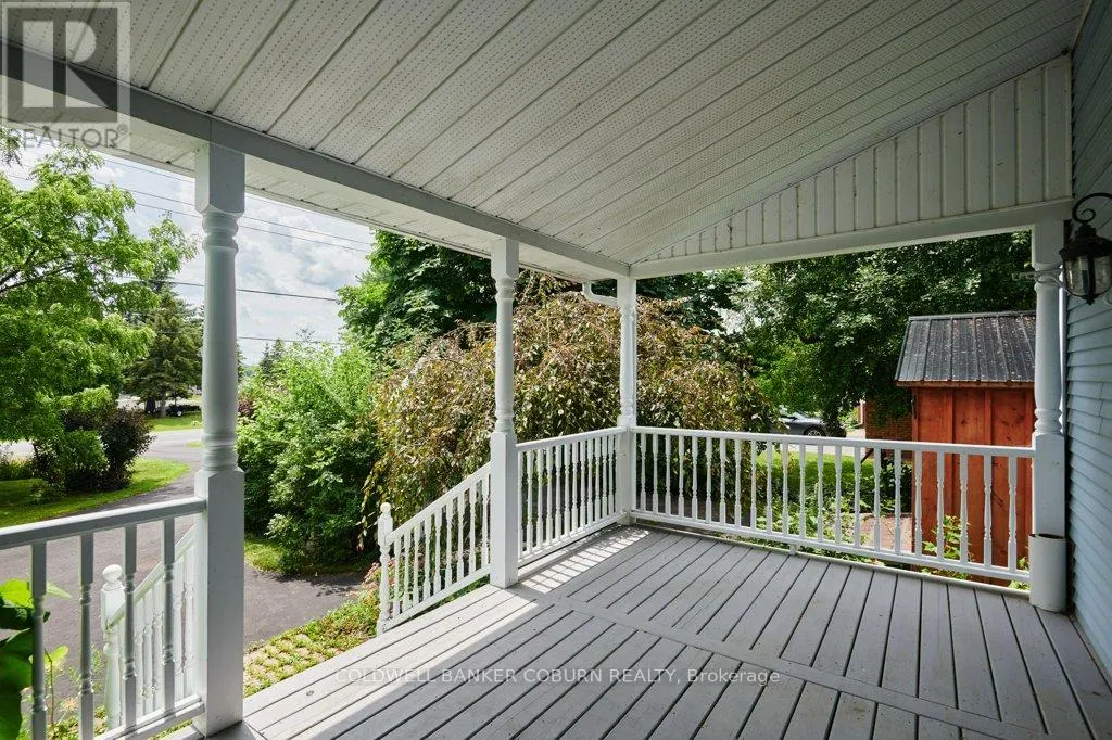 11719 LAKESHORE DRIVE
