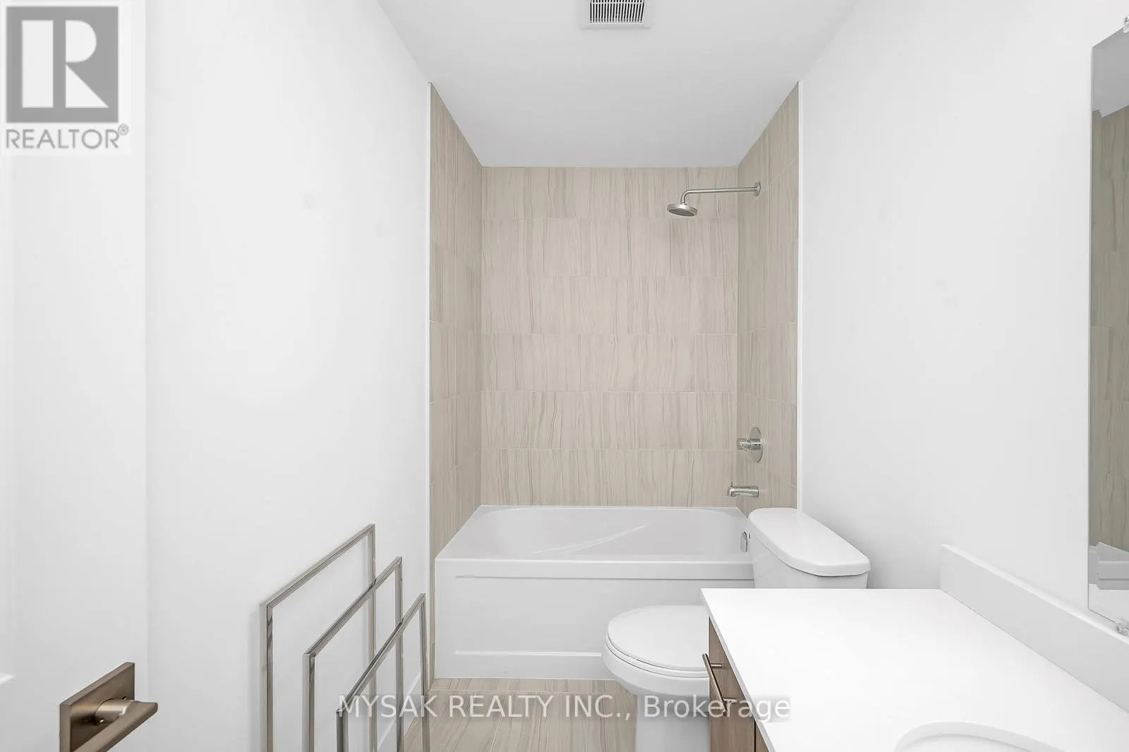 13 - 166 MOUNT ALBION ROAD