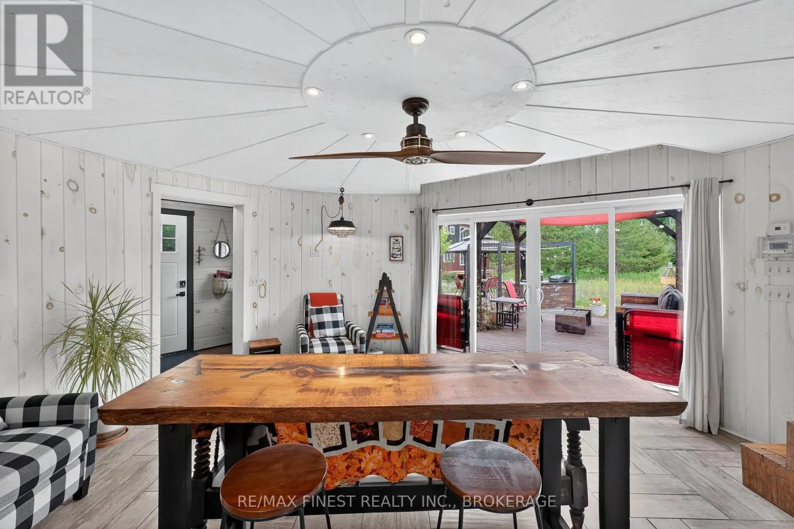 922 LIME LAKE ROAD
