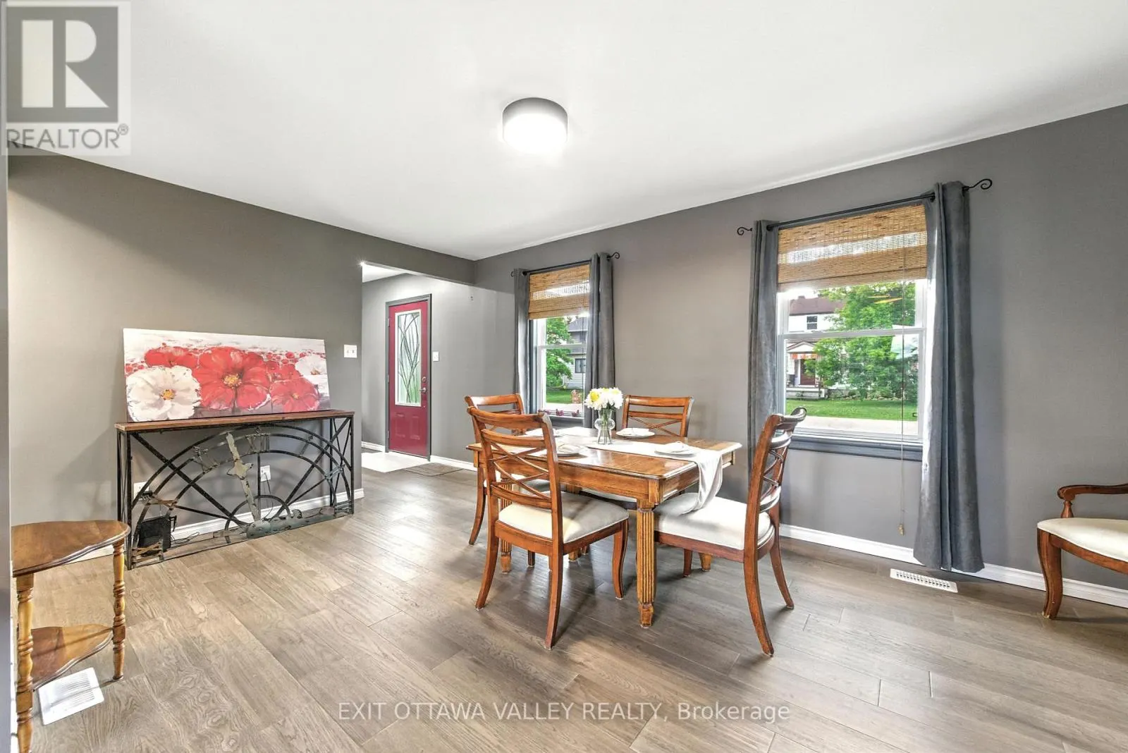 49 GLENDALE AVENUE