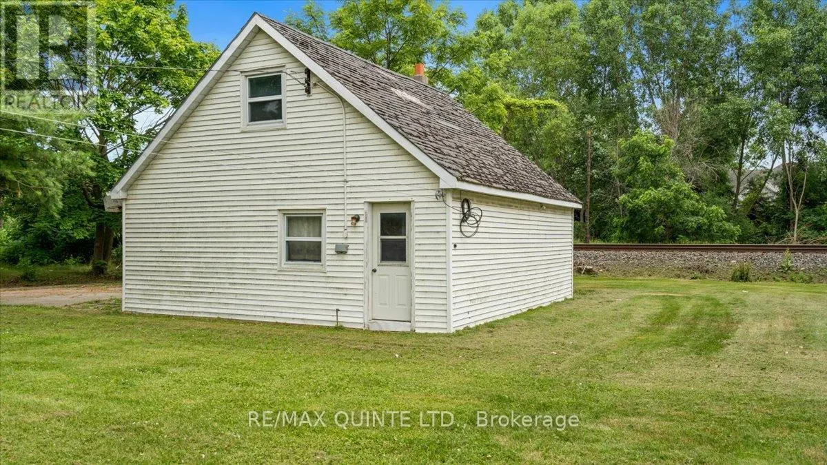 507 DUNDAS STREET W