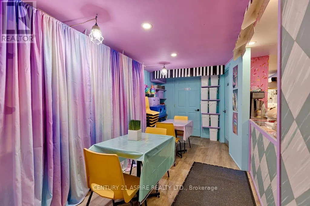 53 PEMBROKE STREET W