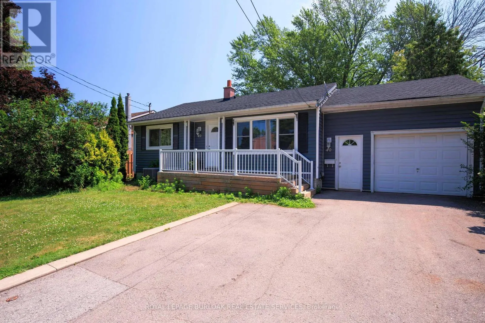 40 KERMAN AVENUE