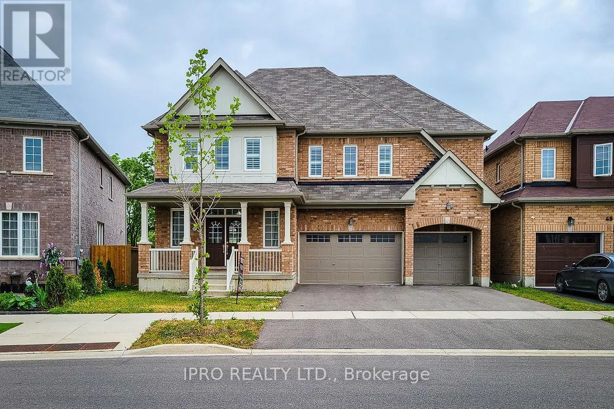 47 FLEMING CRESCENT