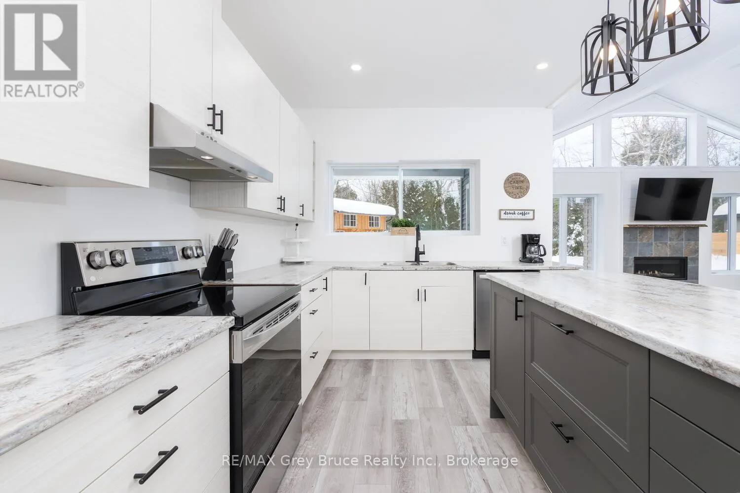 32 SOUTHAMPTON PARKWAY