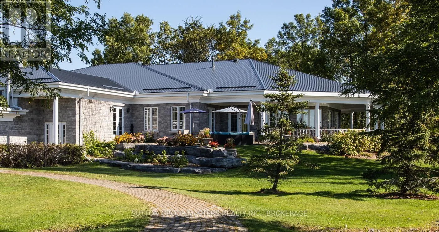 102 OAKMONT DRIVE