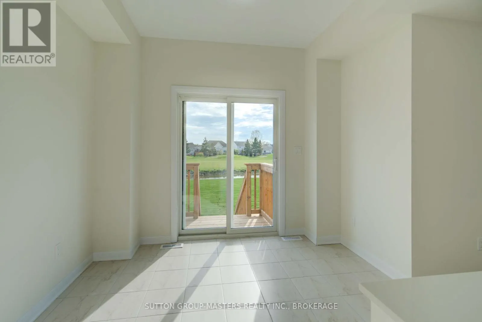 54 GOLF LINKS DRIVE