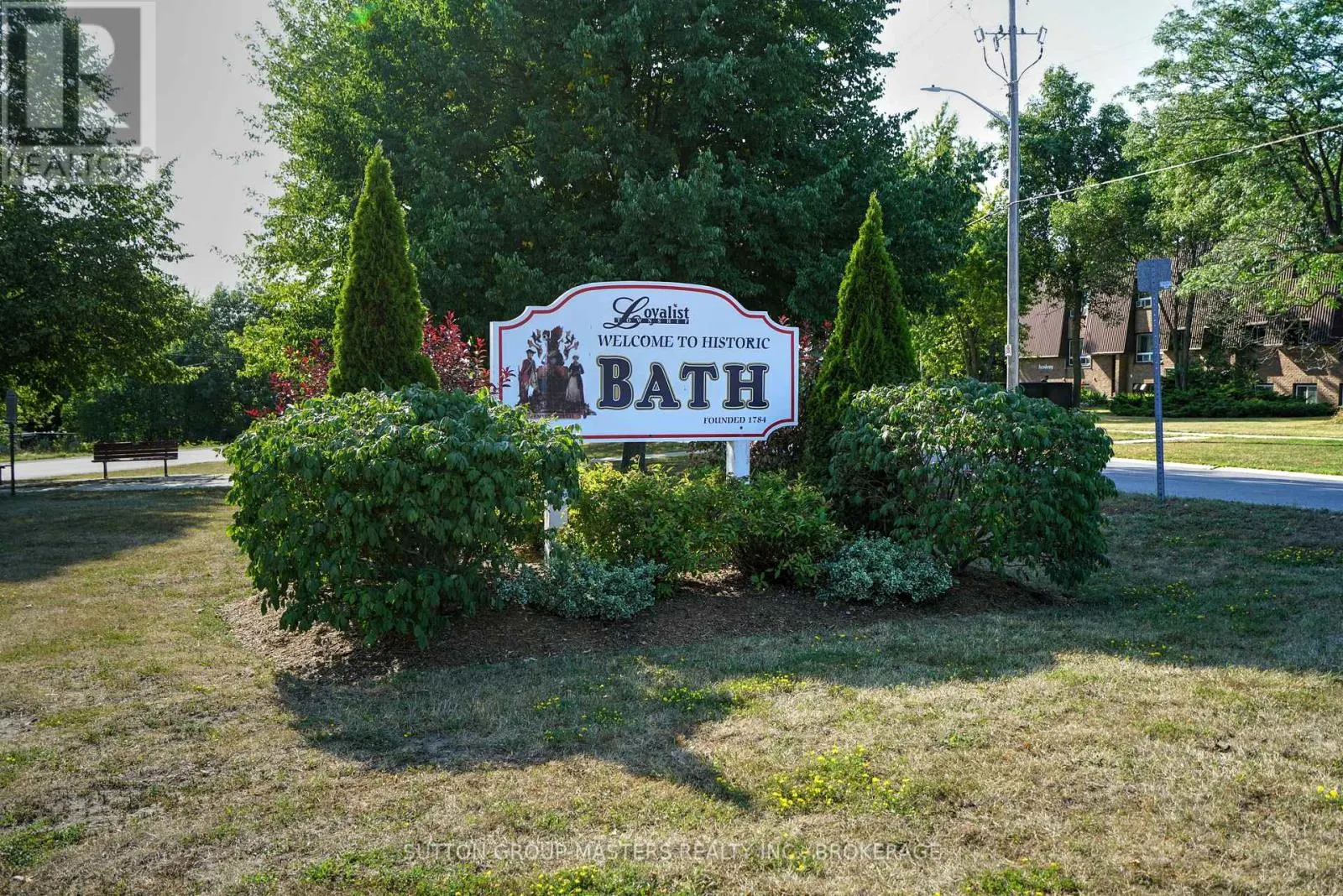 160 COUNTRY CLUB DRIVE