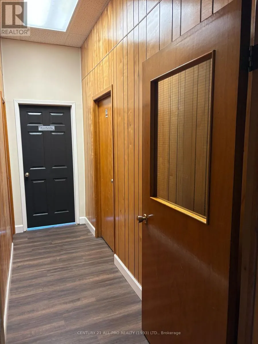 1F - 609 WILLIAM STREET, #1F