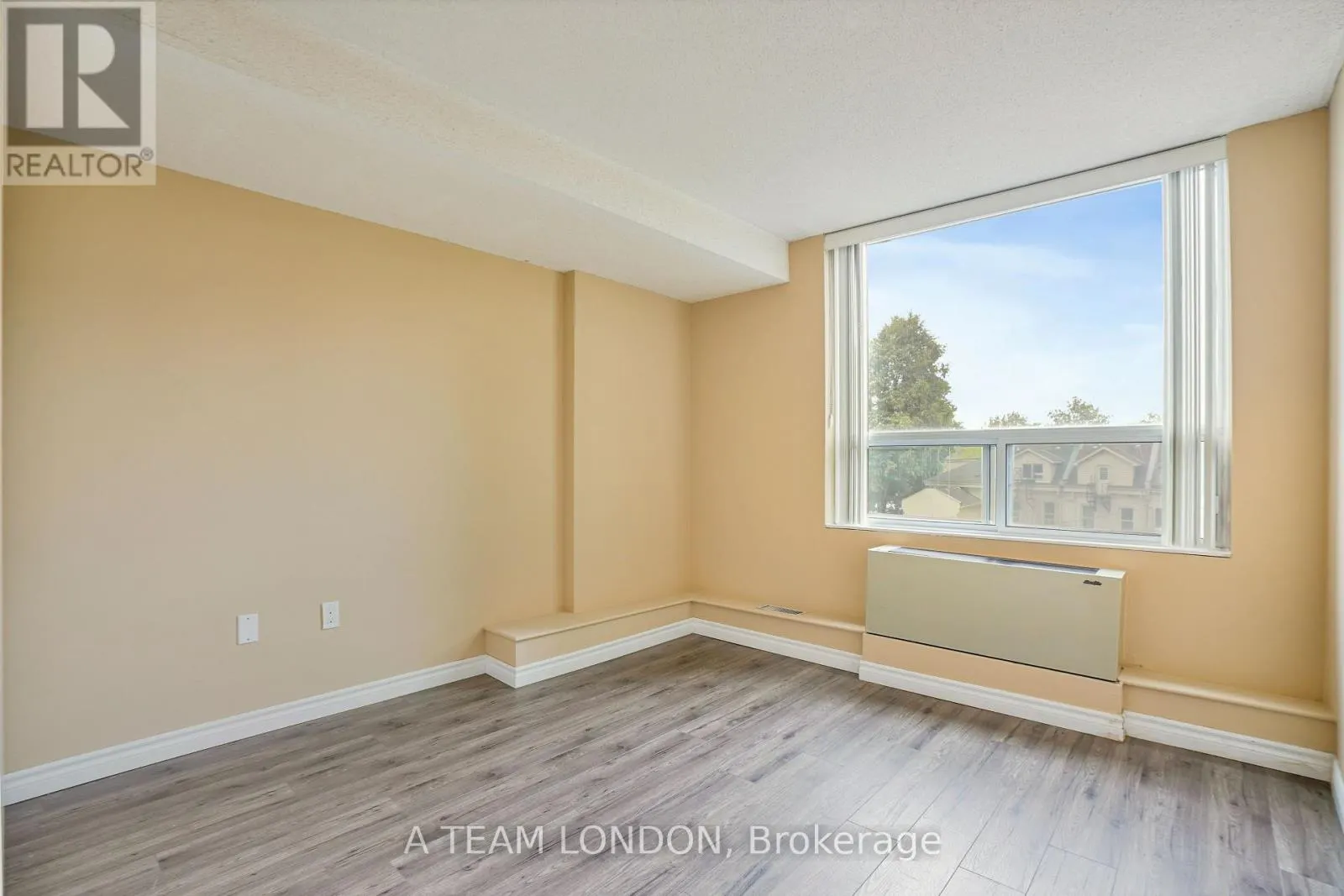 407 - 155 KENT STREET, #407