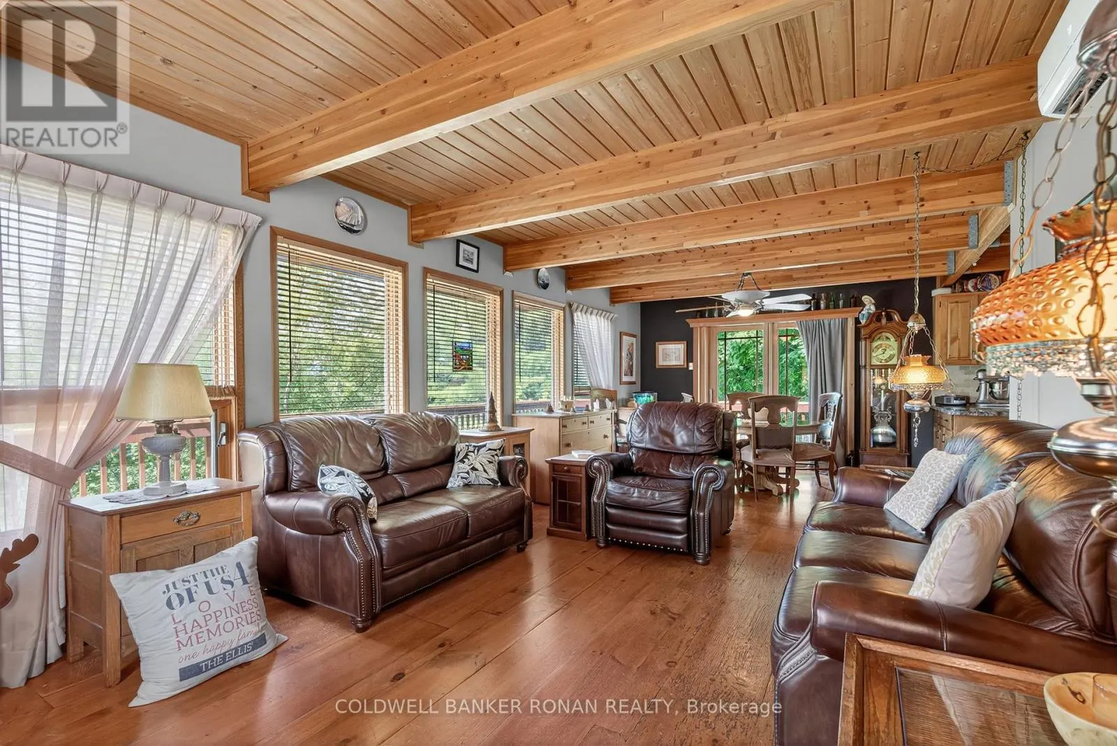 20 MOUNTAINVIEW ROAD
