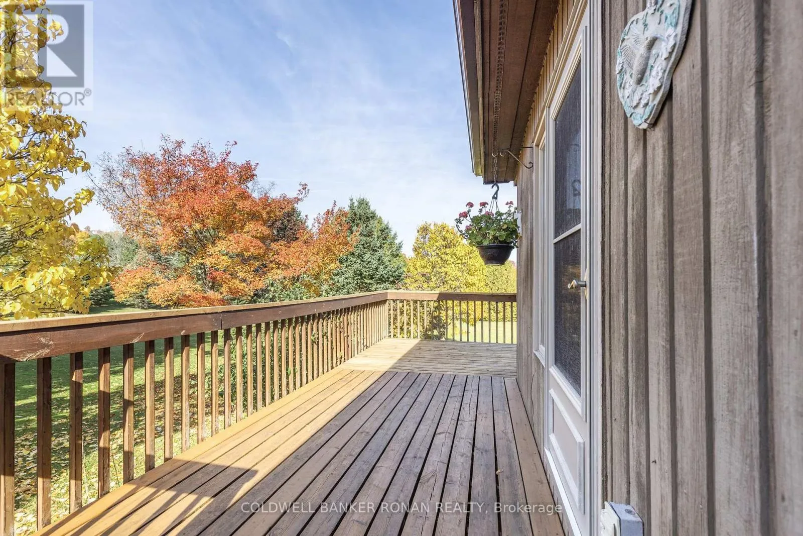 20 MOUNTAINVIEW ROAD