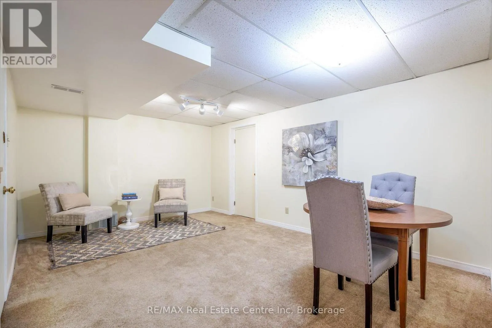29 ECHO DRIVE