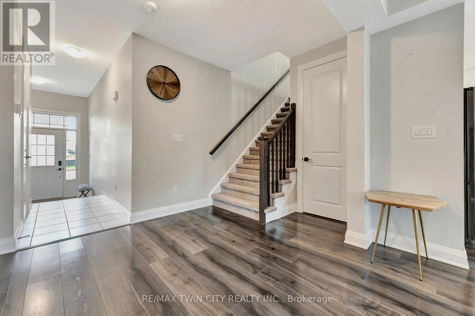 592 MAYAPPLE STREET