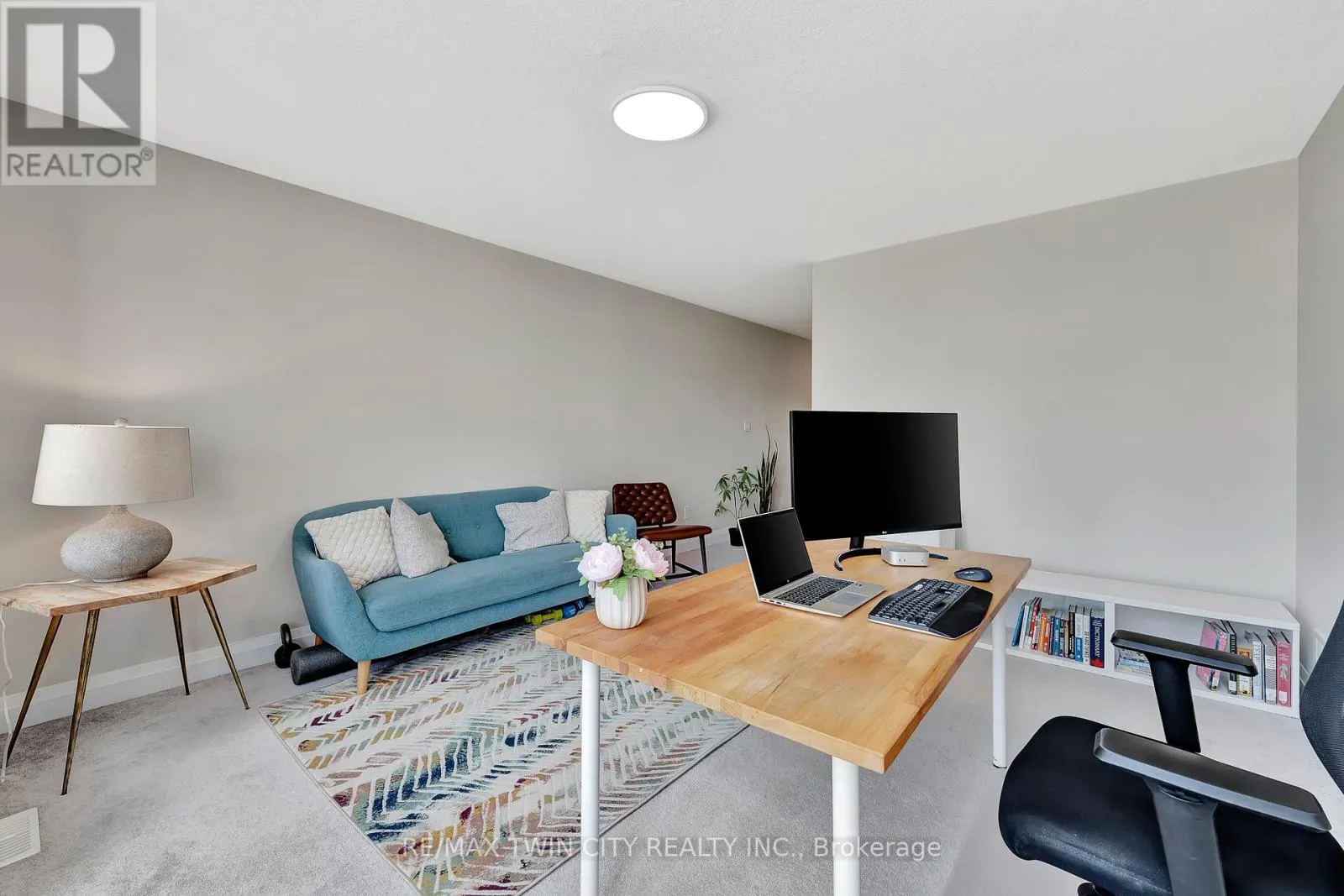 592 MAYAPPLE STREET