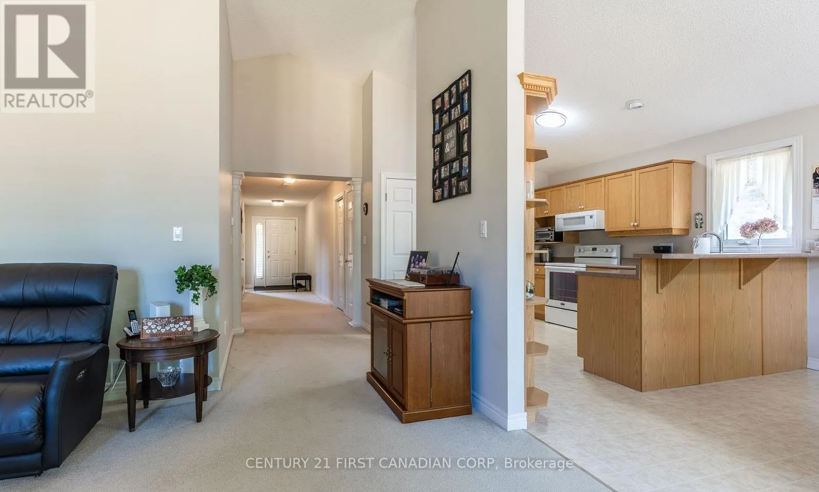 18 - 20 WINDERMERE PLACE, #18