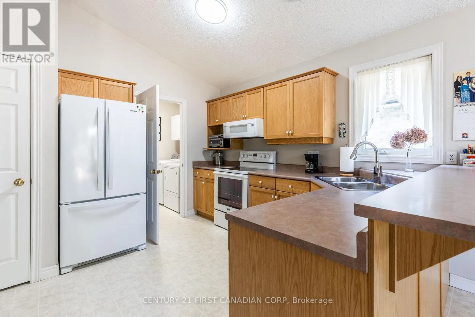 18 - 20 WINDERMERE PLACE, #18