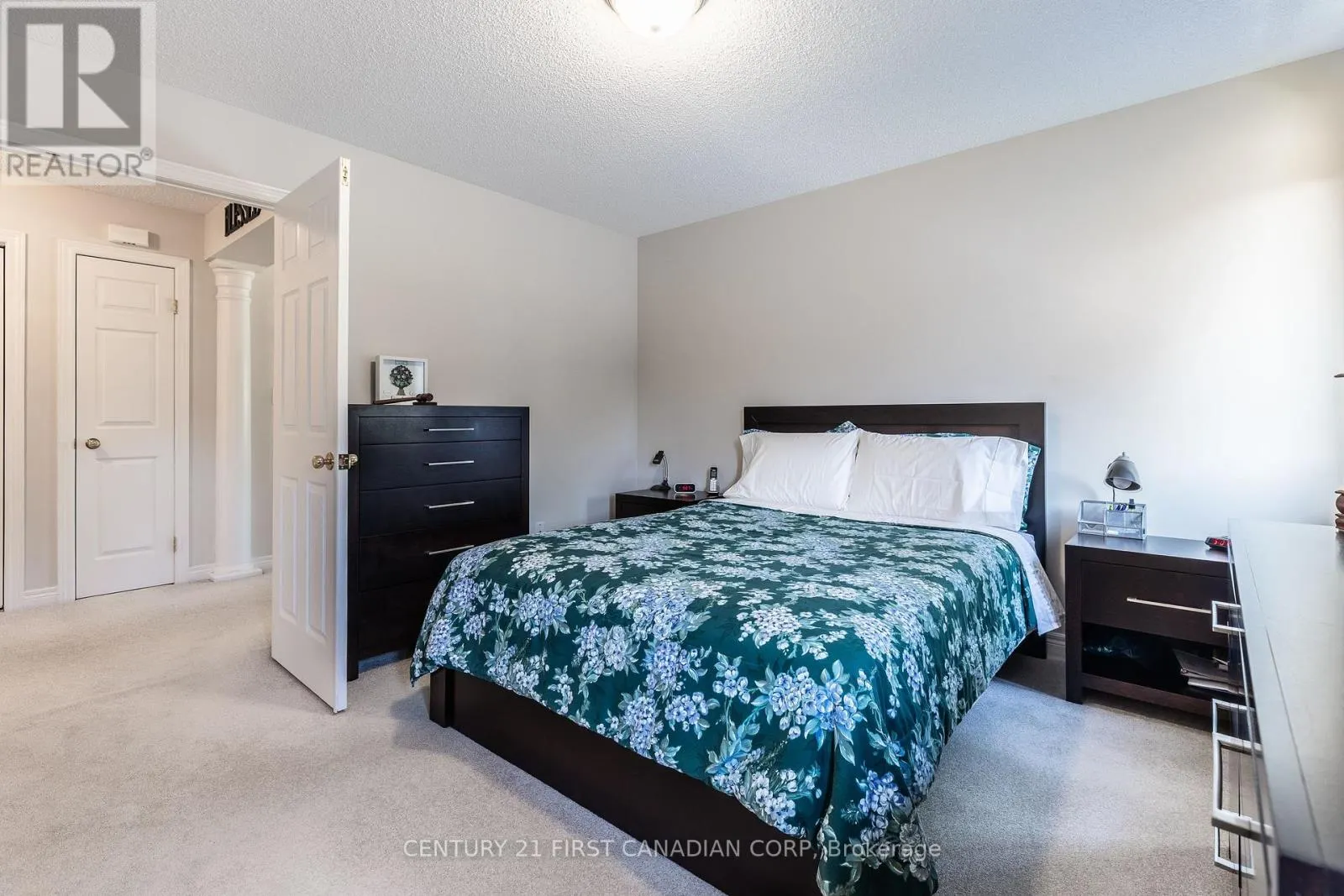 18 - 20 WINDERMERE PLACE, #18
