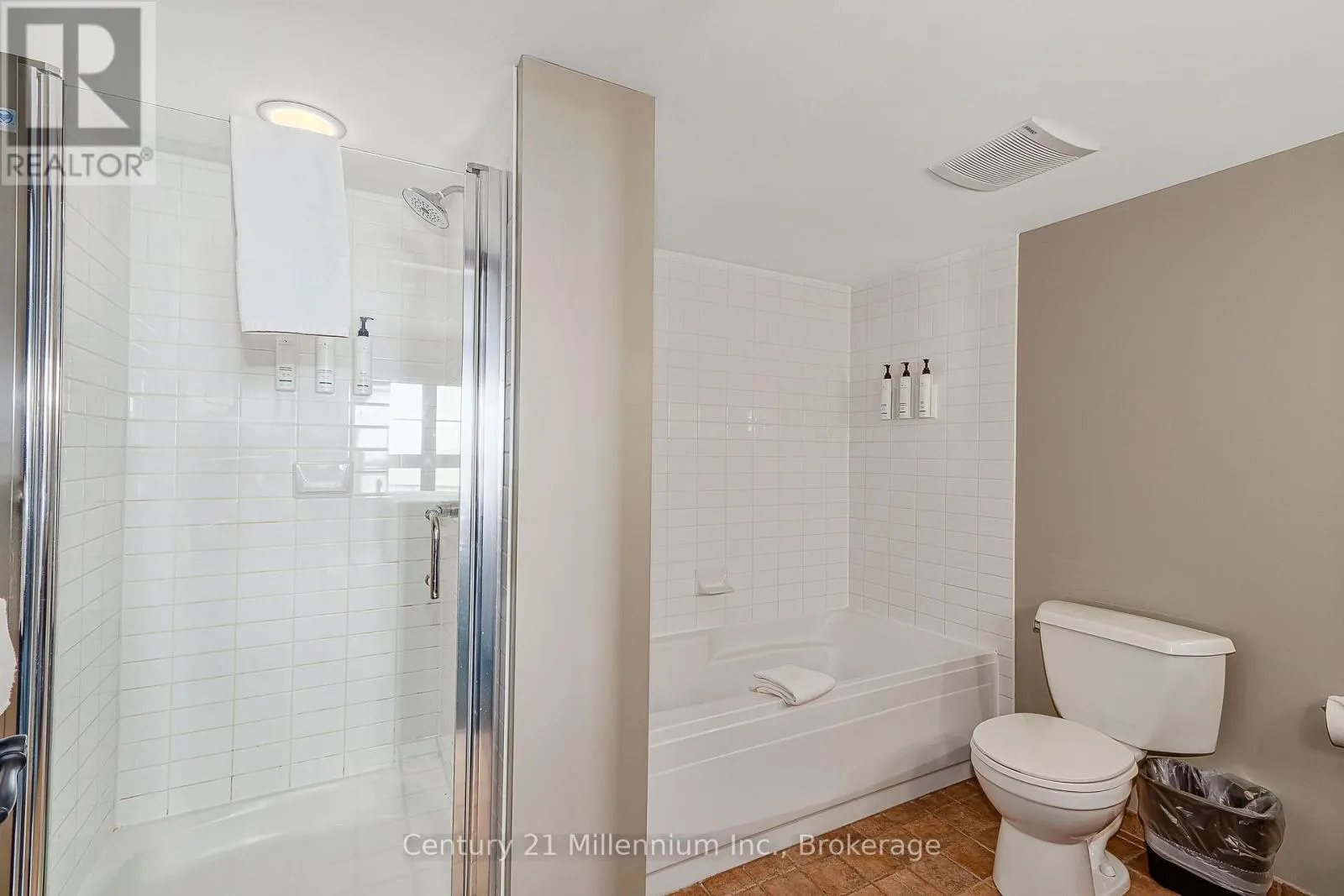 443 - 190 JOZO WEIDER BOULEVARD, #443