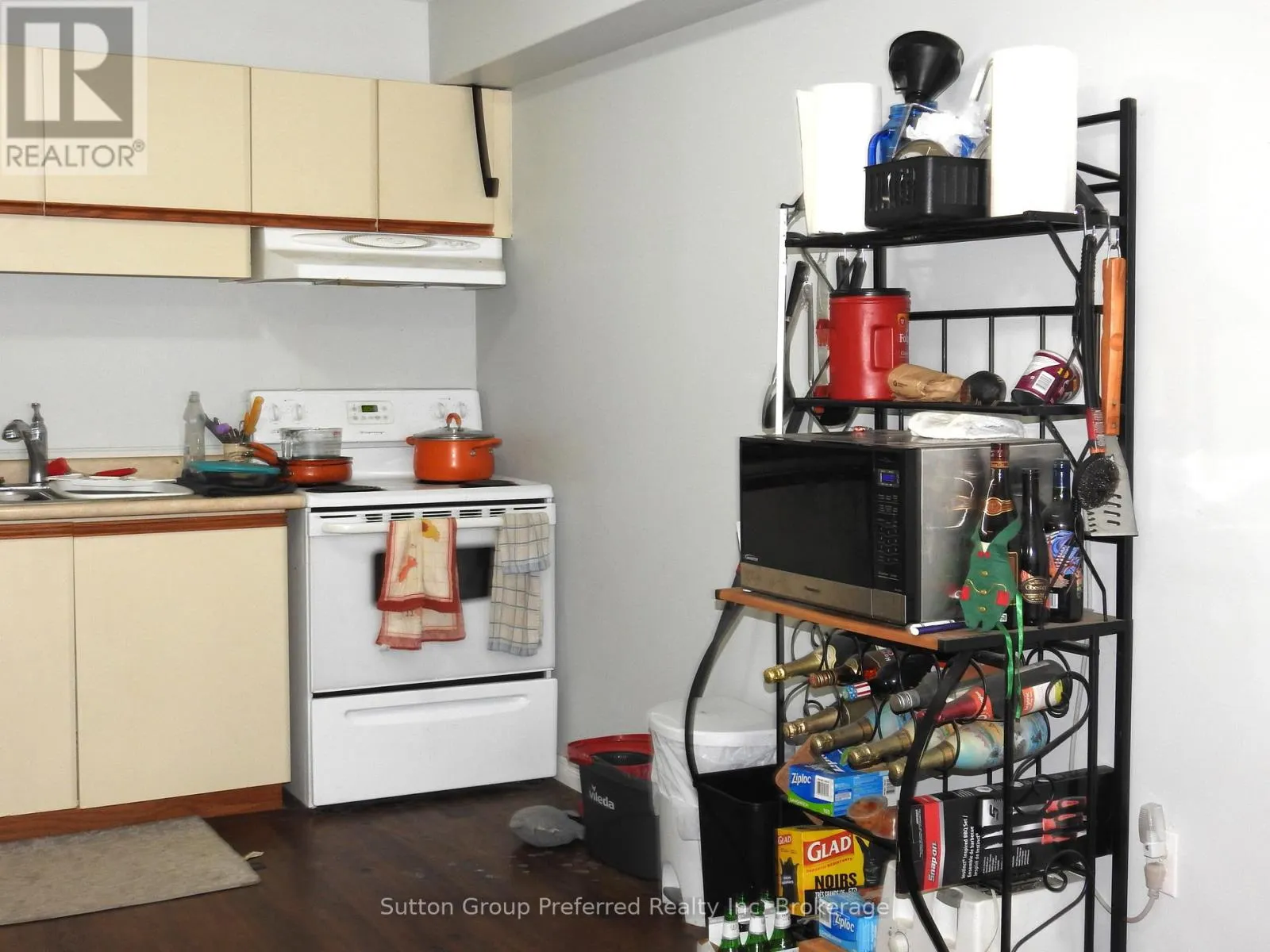 102 - 163 FERGUSON AVENUE, #102