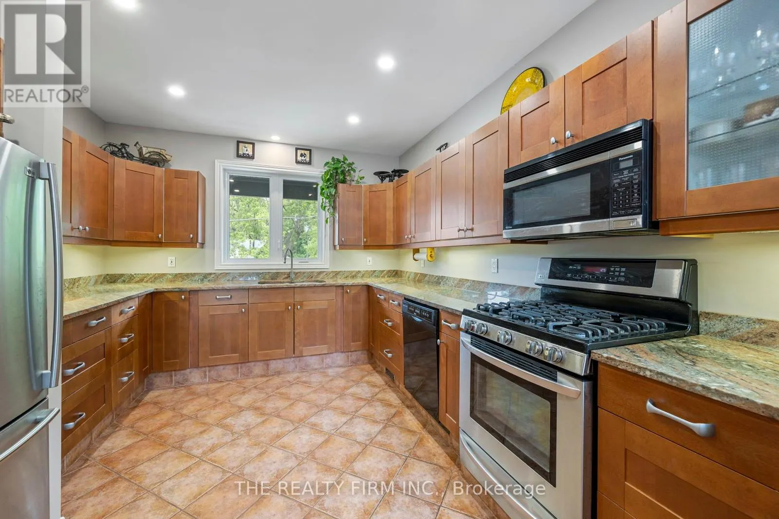 210 CORNELL DRIVE E