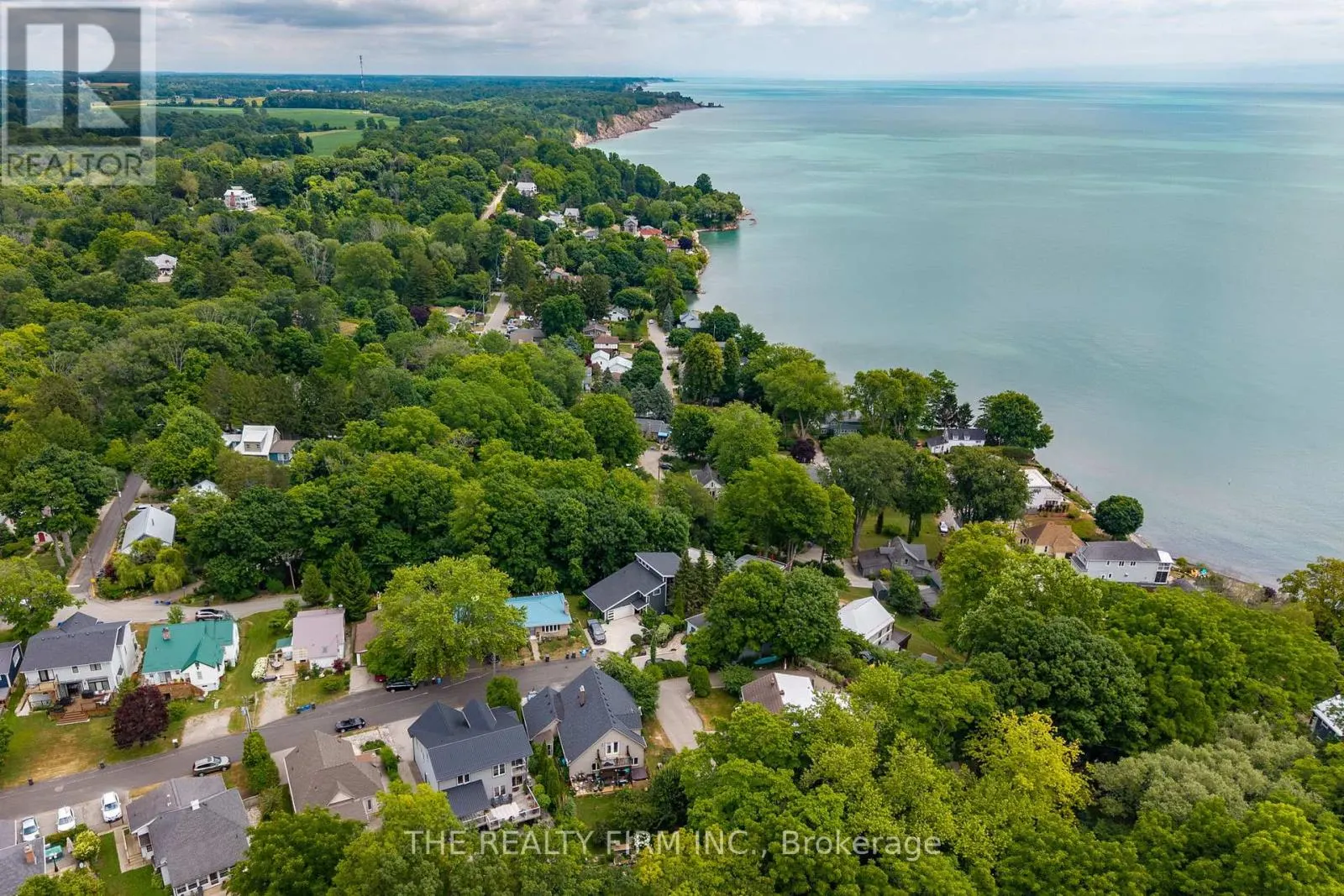 210 CORNELL DRIVE E