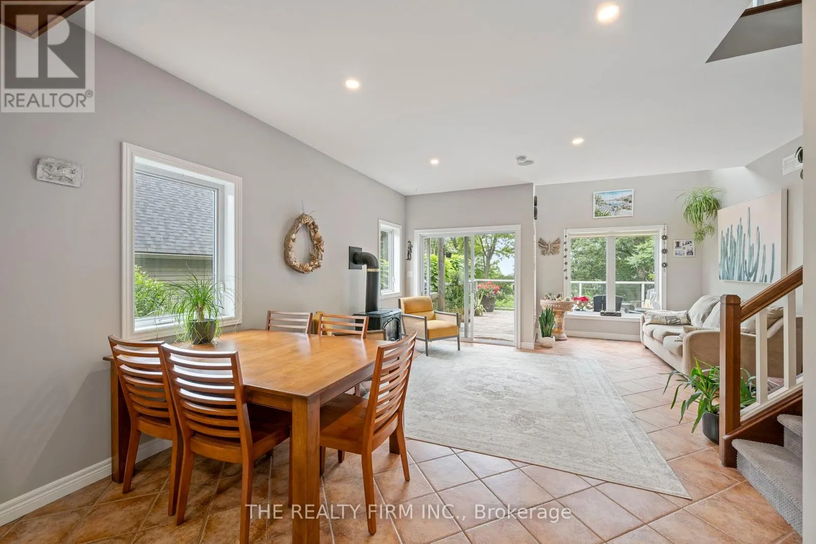 210 CORNELL DRIVE E