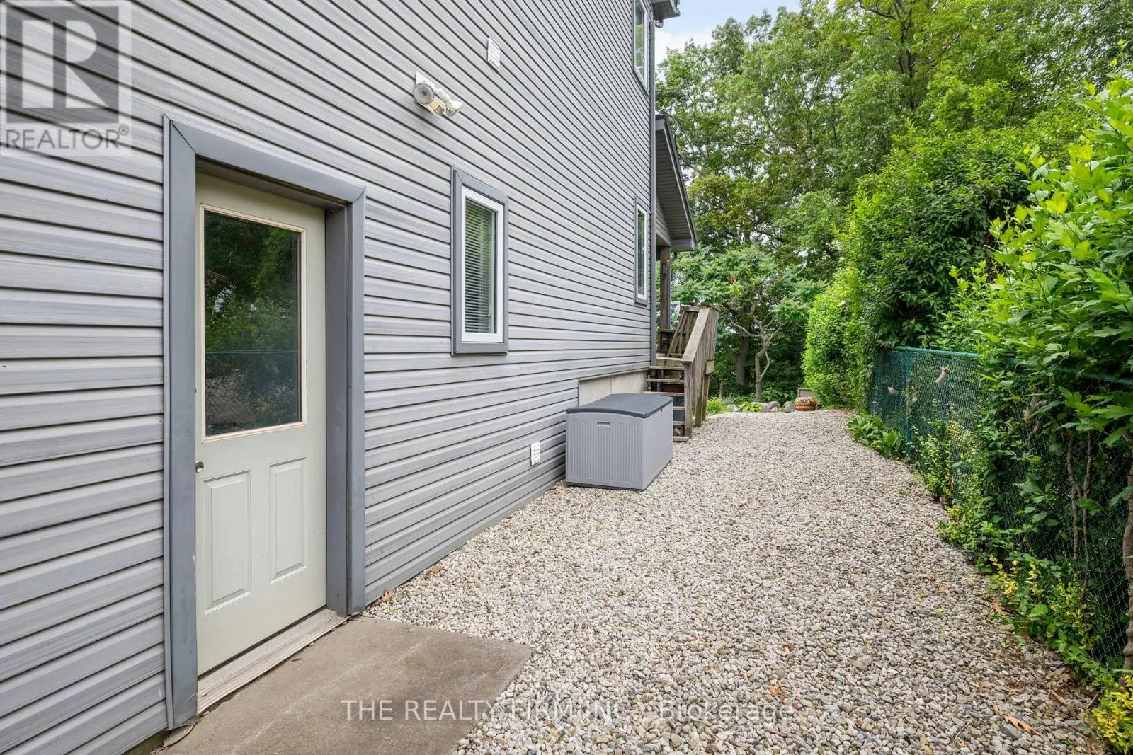 210 CORNELL DRIVE E