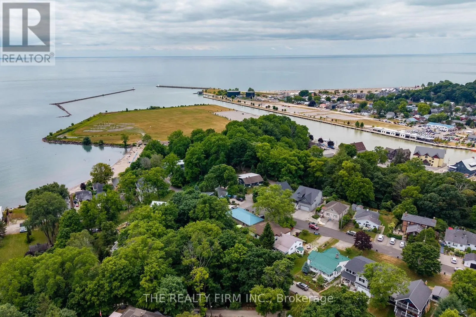 210 CORNELL DRIVE E