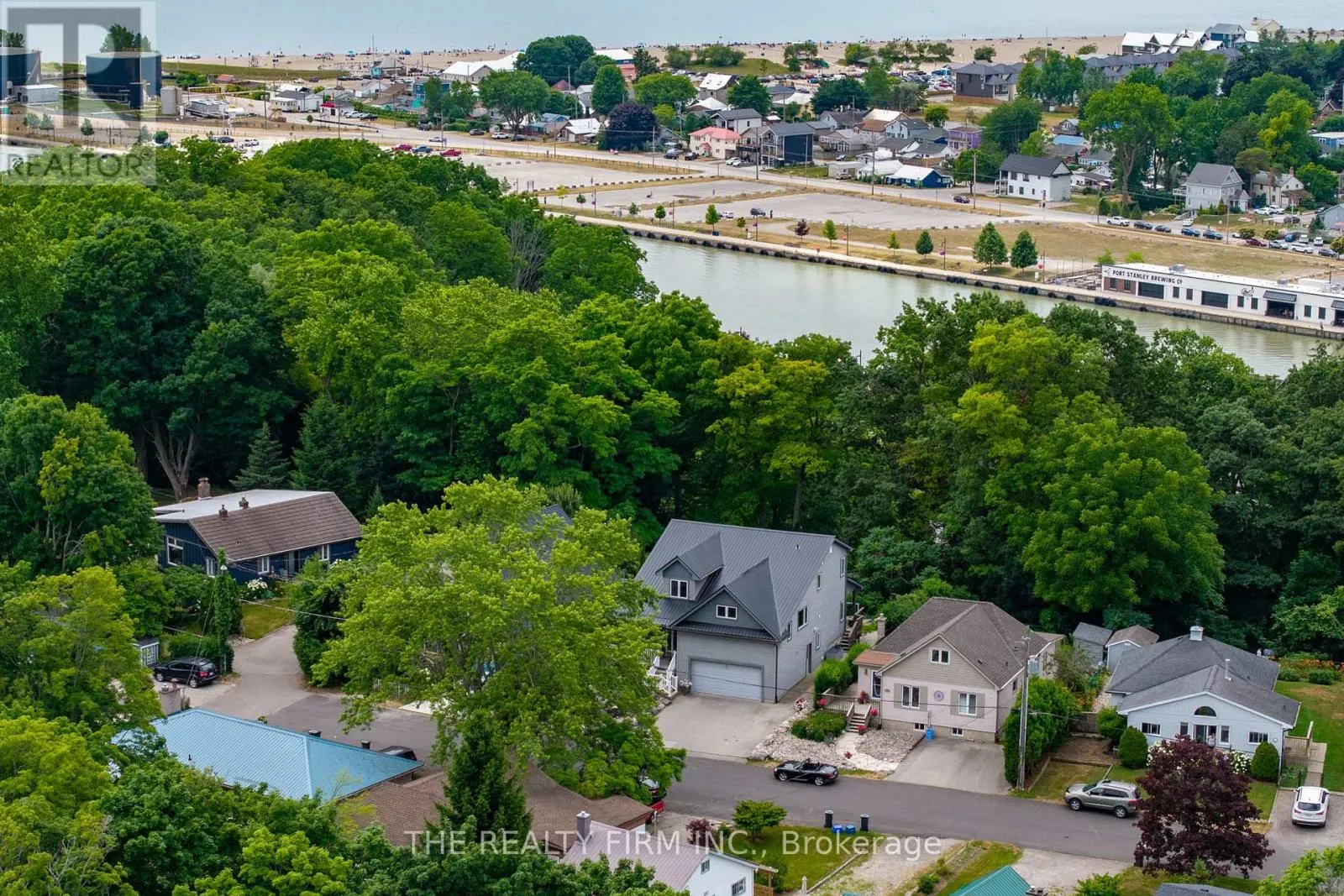 210 CORNELL DRIVE E