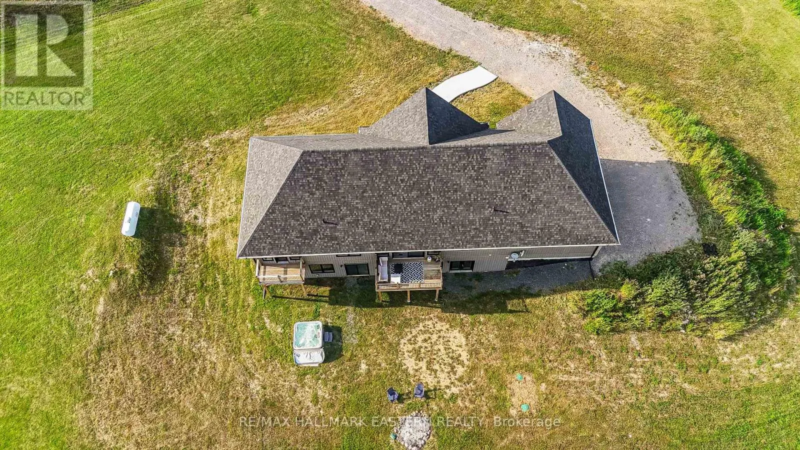 632 CONCESSION 9 W