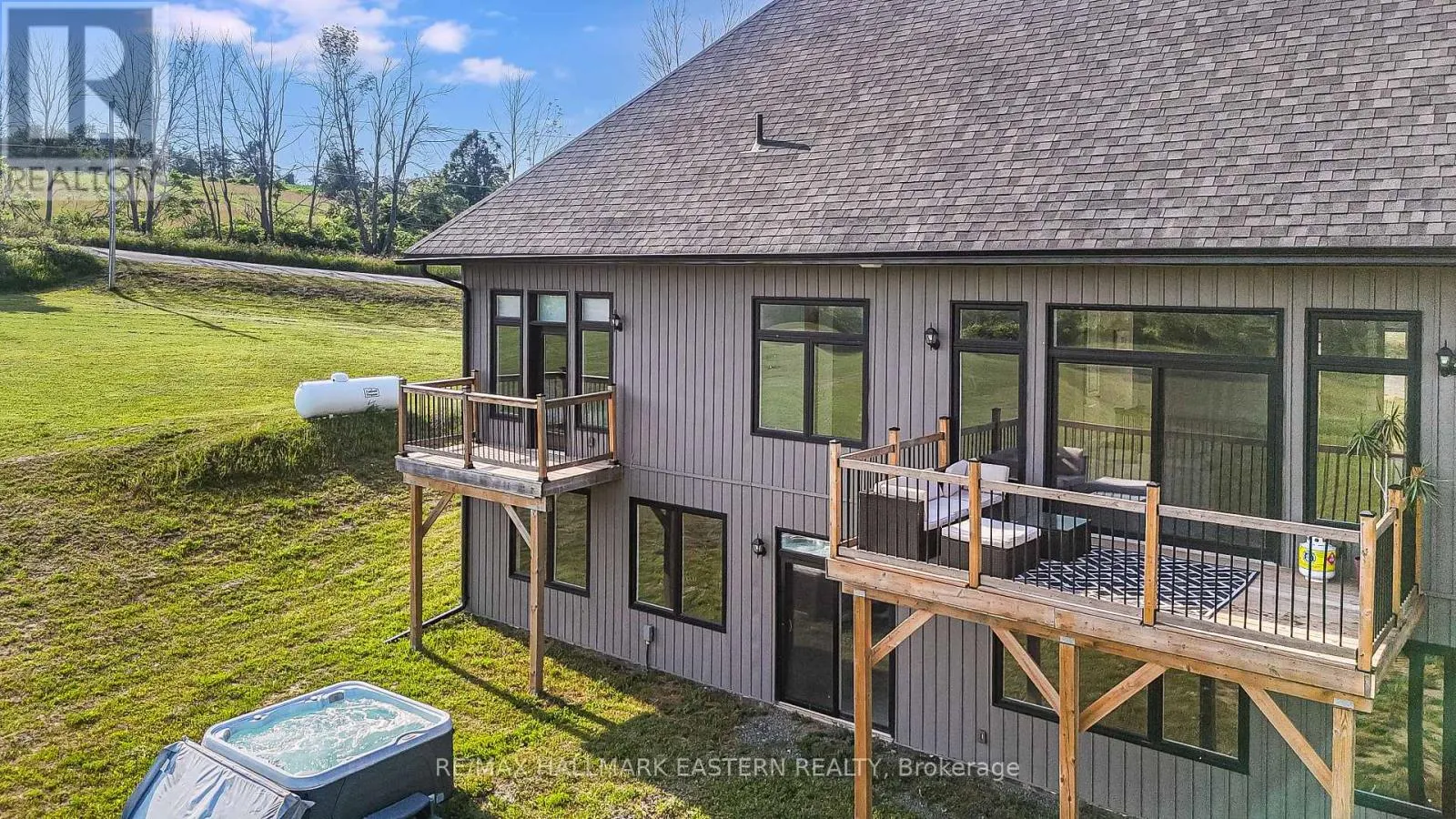 632 CONCESSION 9 W