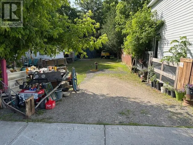 431 LYNDHURST ROAD