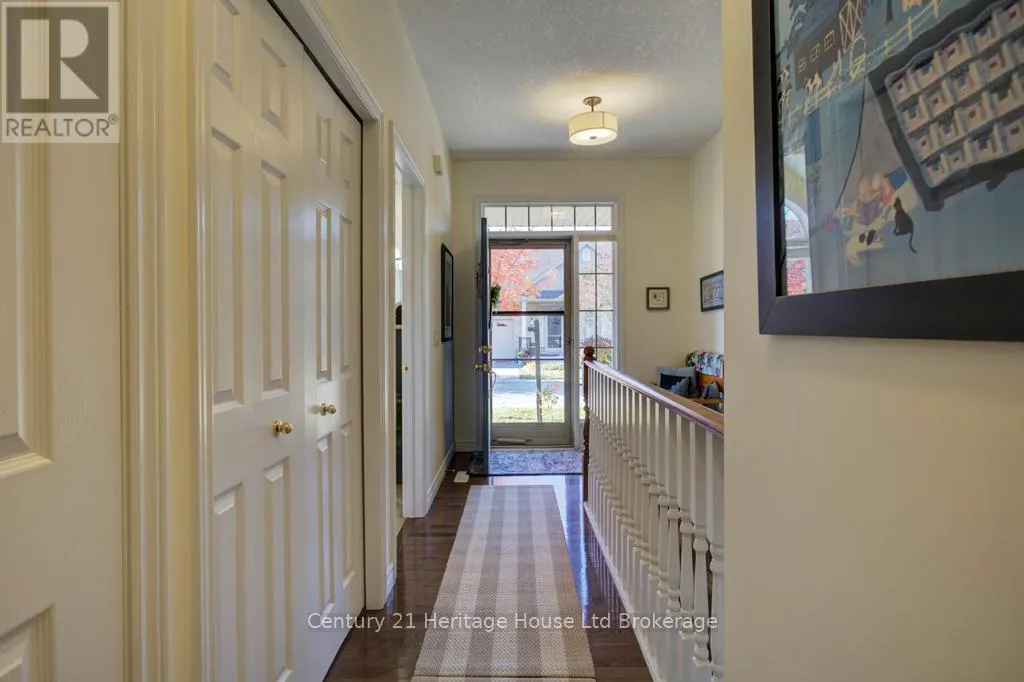 30 - 500 LAKEVIEW DRIVE, #30