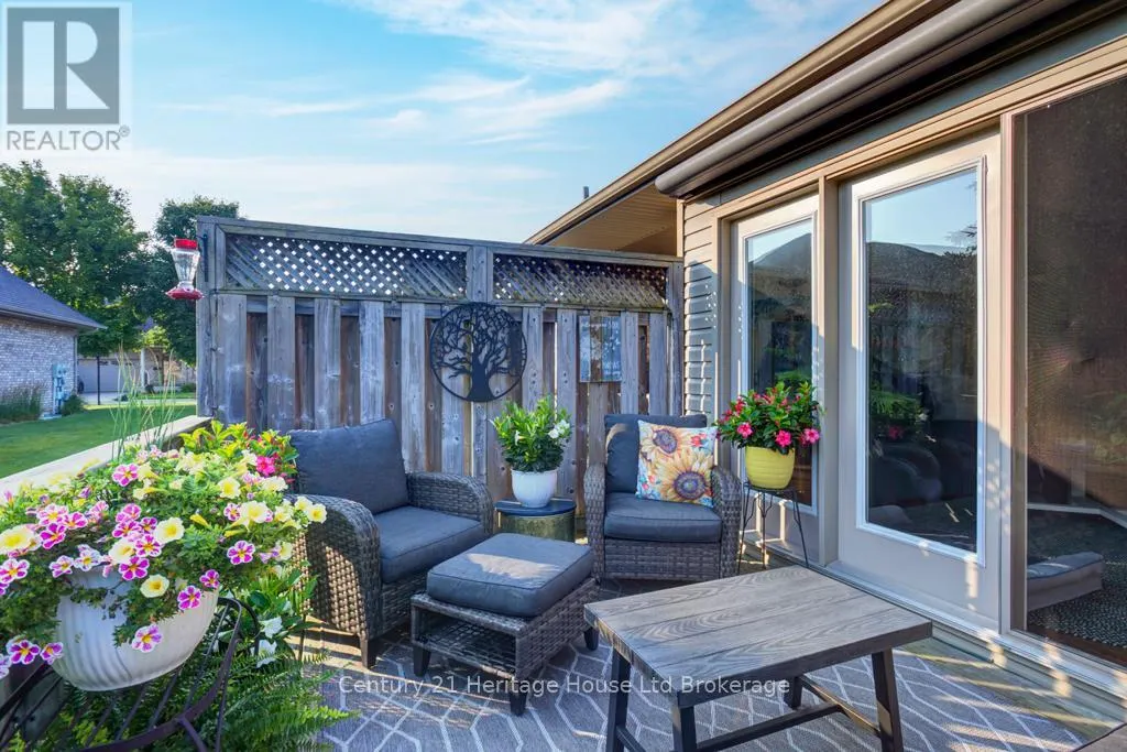 30 - 500 LAKEVIEW DRIVE, #30