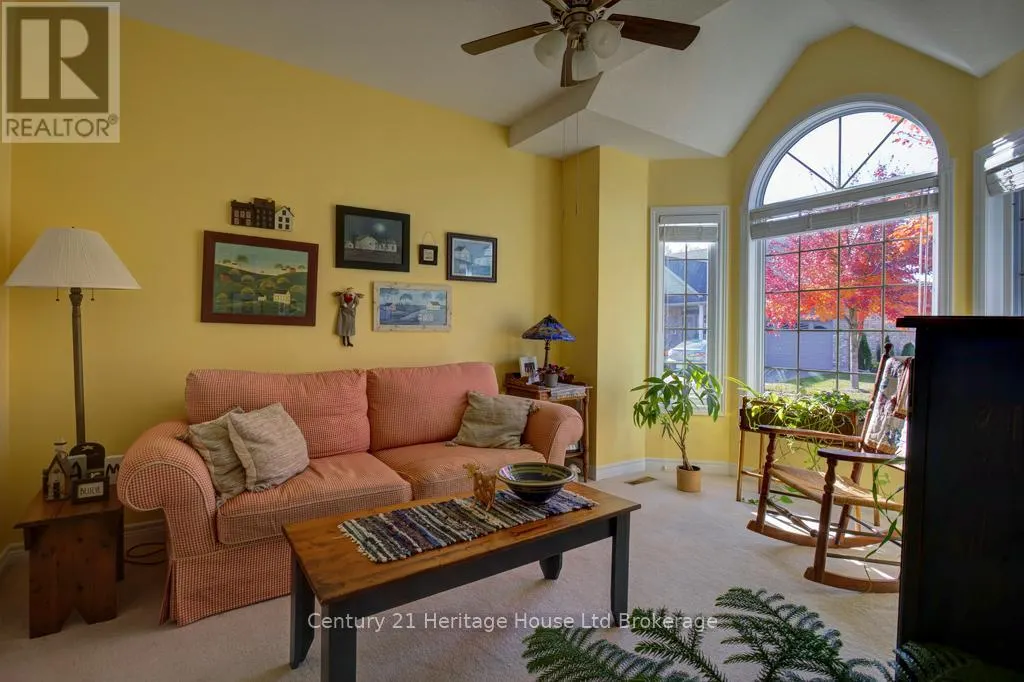 30 - 500 LAKEVIEW DRIVE, #30