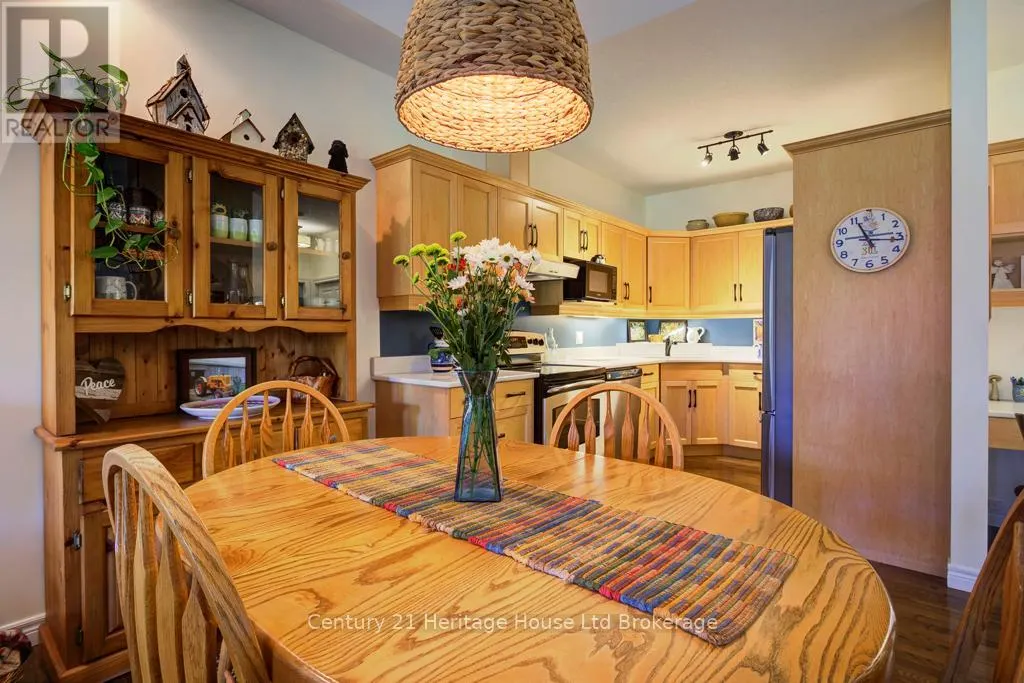 30 - 500 LAKEVIEW DRIVE, #30