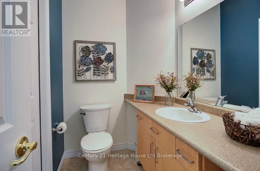 30 - 500 LAKEVIEW DRIVE, #30