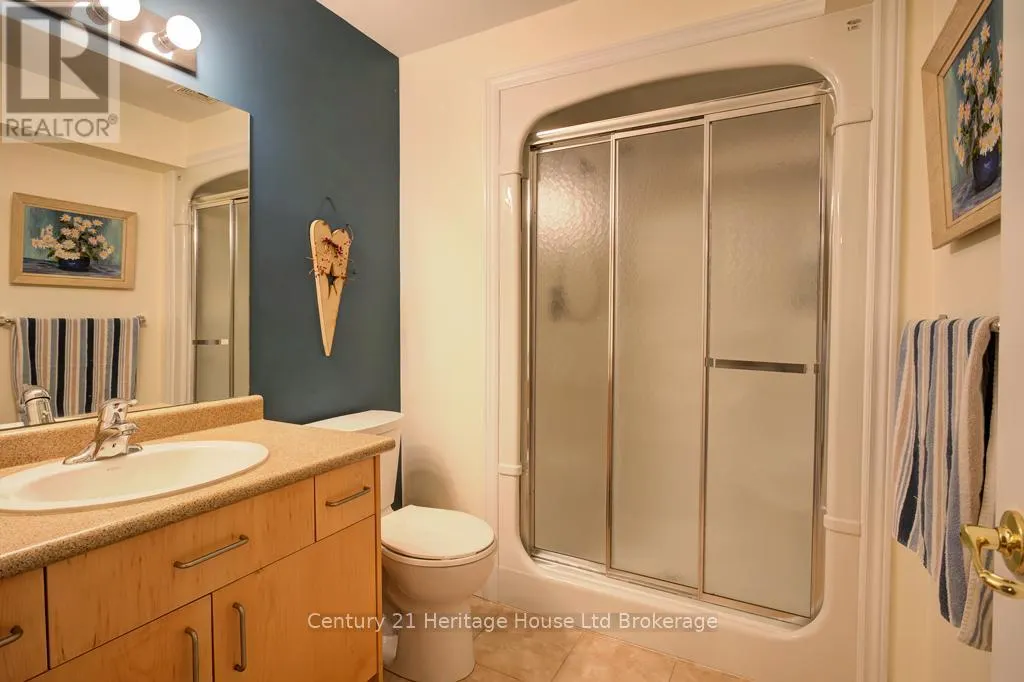 30 - 500 LAKEVIEW DRIVE, #30