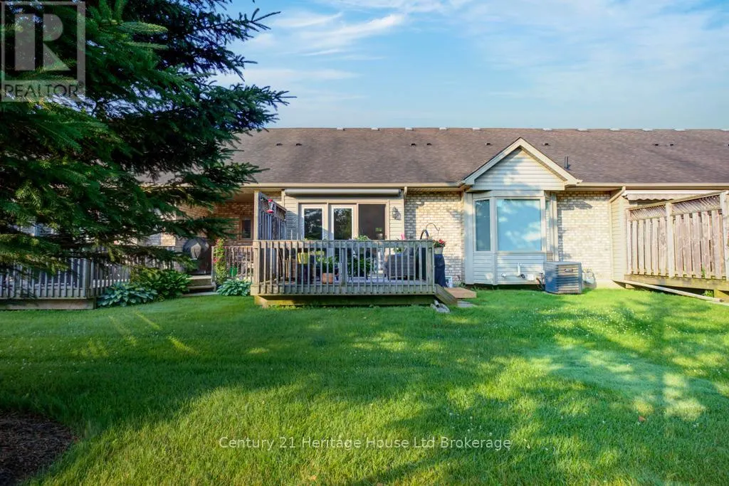 30 - 500 LAKEVIEW DRIVE, #30