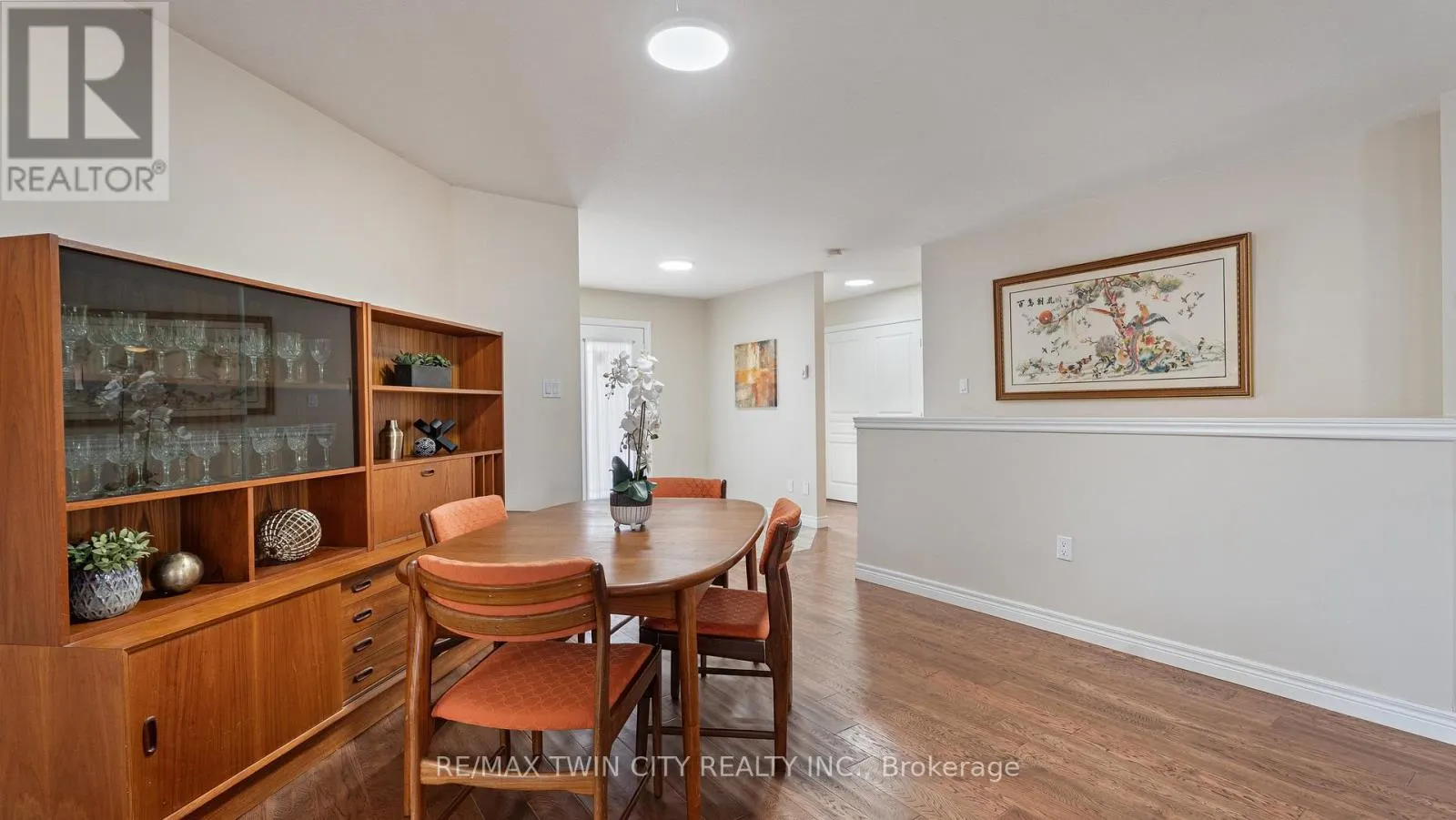 22 COBBLESTONE DRIVE