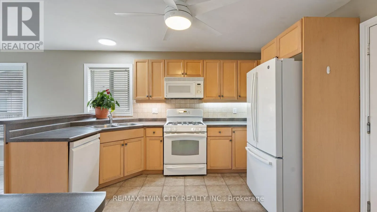 22 COBBLESTONE DRIVE